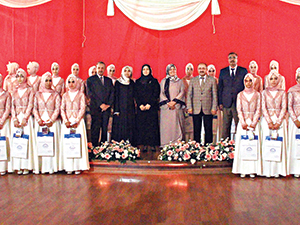 36 kızın hafızlık sevinci