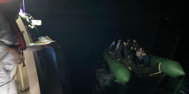 33 düzensiz göçmen kurtarıldı