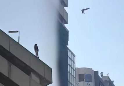 33 katlı otelin çatısından atlayan Azra, ünlü ismin kızı çıktı! Meğer intihara kalkışmasının sebebi...