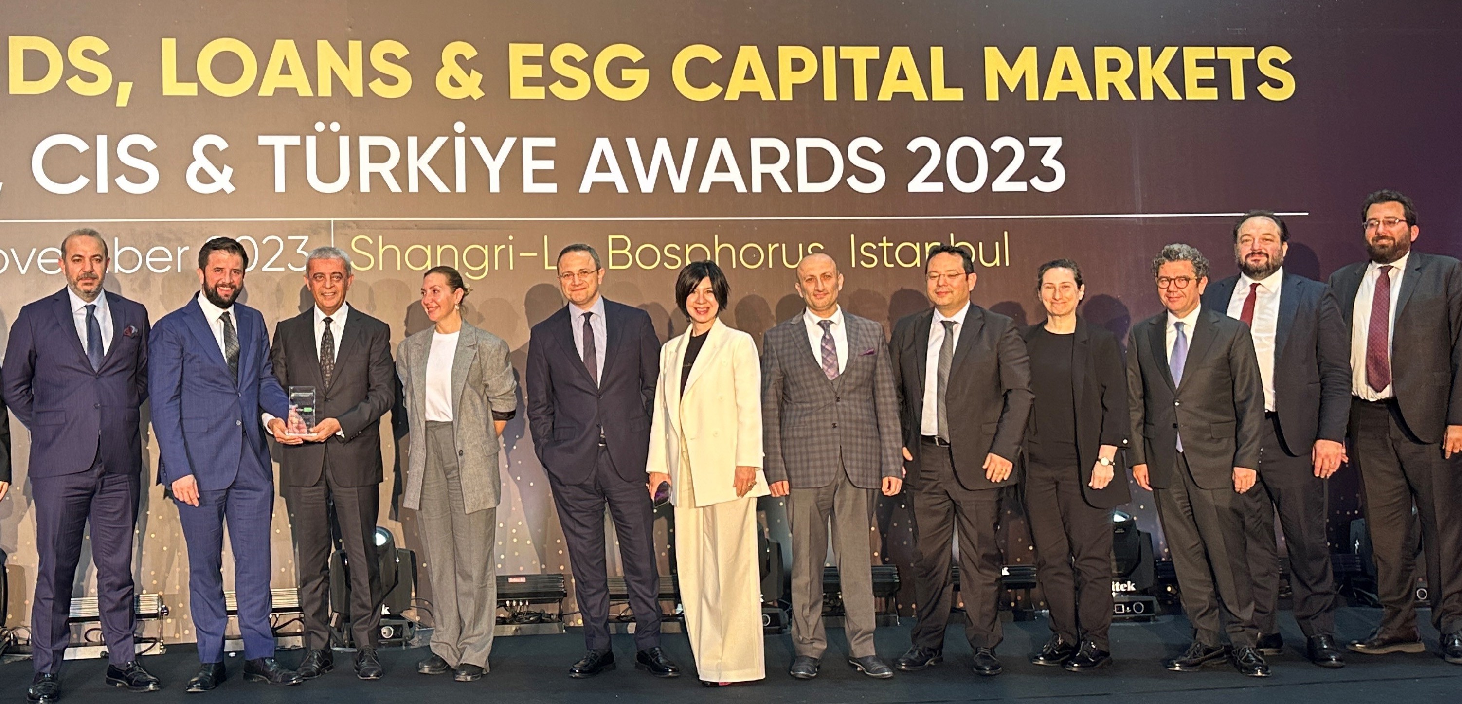 3.3 milyar liralık halka arza büyük ödül!