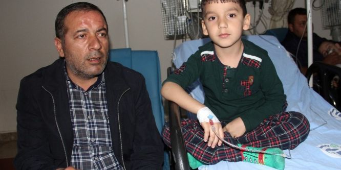 7 yaşındaki çocuk oyuncağının pilini yuttu