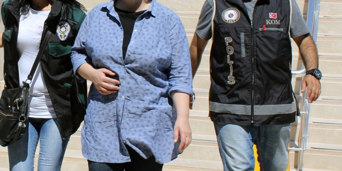 FETÖ’cü eski emniyet müdürünün eşi tutuklandı