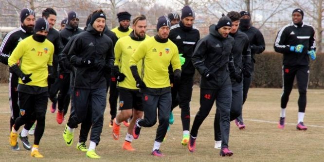 Kupa mesaisi sürüyor