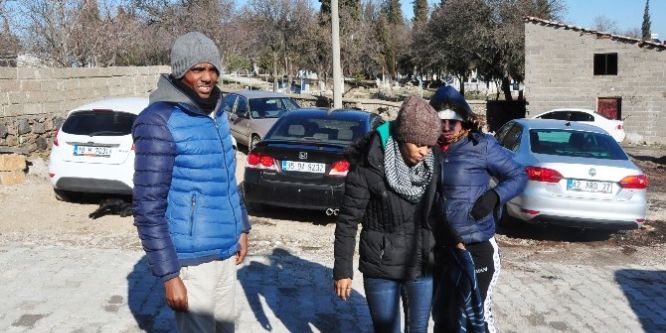 Çanakkale’de 33 göçmen yakalandı