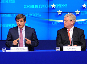 Suriye halkına silah ambargosunu kaldırın