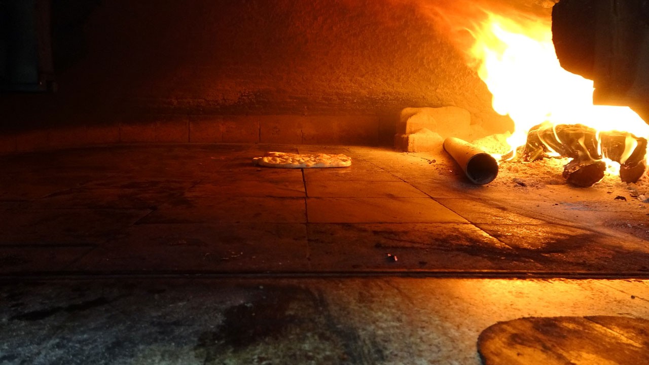 340 derecede büyük emek! Fırıncıların ateşle imtihanı