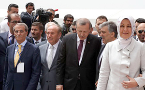 Tekin’den tarihe geçecek bir gaf