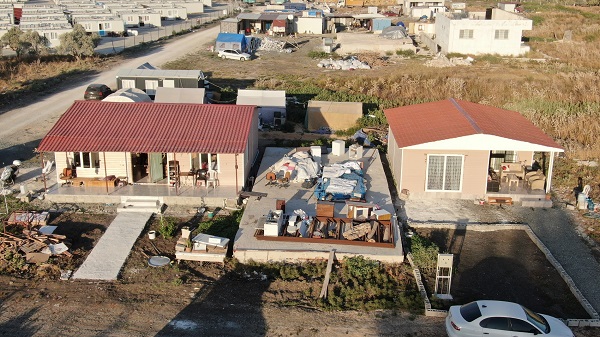 345 bin TL buhar oldu! Depremzede ailelerin hayallerini çaldılar