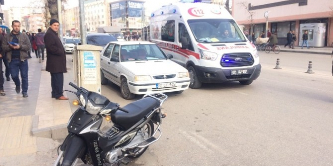 Adıyaman'da motosiklet yayaya çarptı