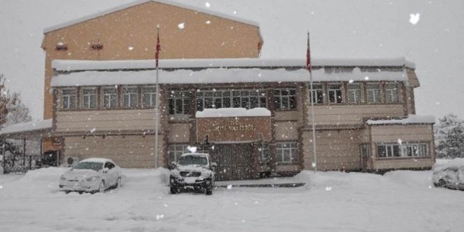 Muş’ta kar seferberliği yaşanıyor