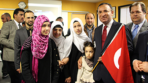 Bozdağ, Erbakan Kütüphanesi’ni açtı