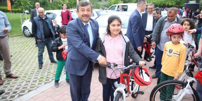 Darıcalı öğrenciler bisikletlerine kavuştu