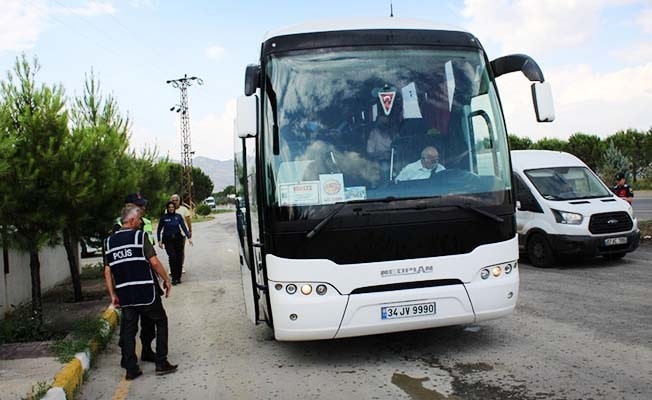 35 düzensiz göçmen engellendi