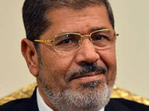 Yargı, Mursi’ye direniyor