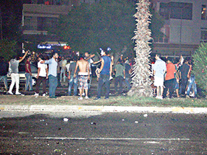 Mersin’de de 16 polisi yaraladılar