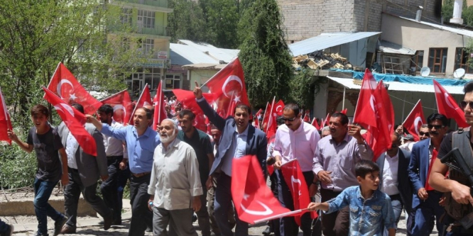 Bahçesaray’da ‘Sündüs’ şehitleri anıldı
