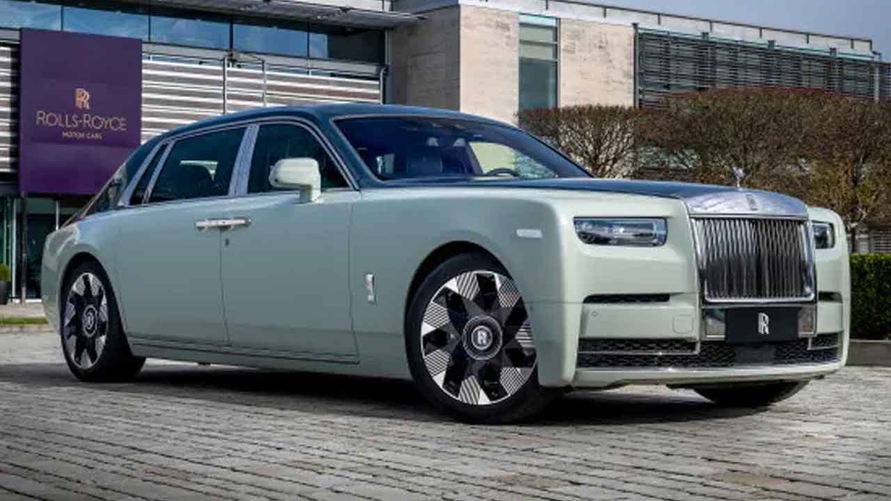 36 ev ve Rolls-Royce alanlarla ilgili ortaya çıkan gerçek 'pes' dedirtti