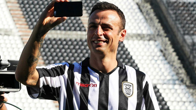 36 yaşındaki Dimitar Berbatov imzayı attı!