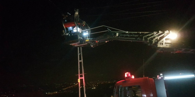 Çıktığı direkte akıma kapılan şahıs hayatını kaybetti