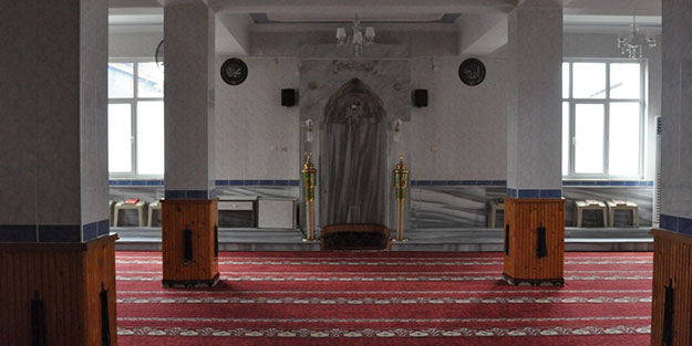 37 yıl fark edilmedi! Vatandaşlar yanlış kıblede diretince imam tayinini istedi