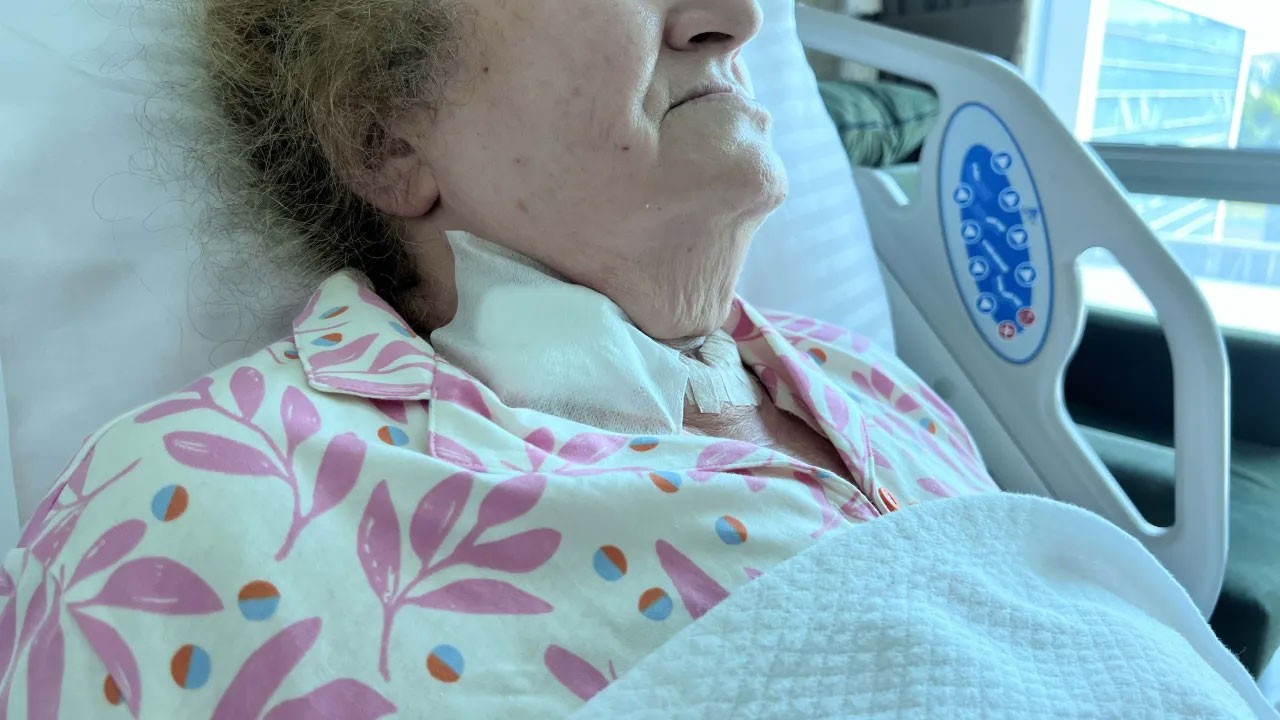 37 yıllık korku yüzünden boynunda portakal büyüklüğünde nodül oluştu