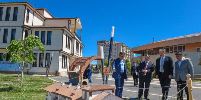 Eski Vali Saran’dan Malatya ziyareti