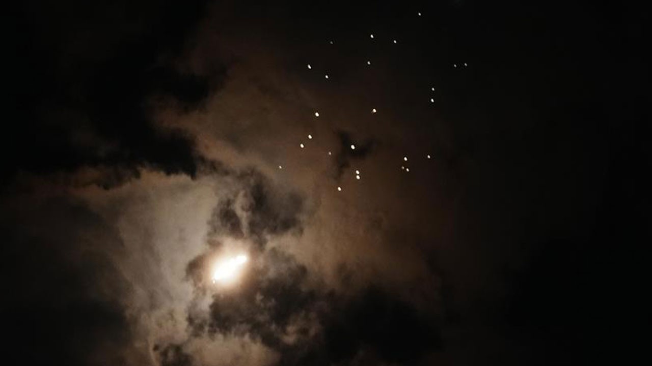 38 kamikaze İHA düşürüldü! Suudi Arabistan’a İHA yağmuru