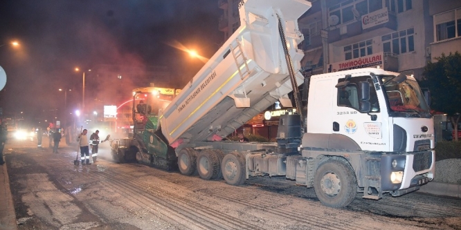 Adana’da asfaltlama çalışmaları aralıksız sürüyor