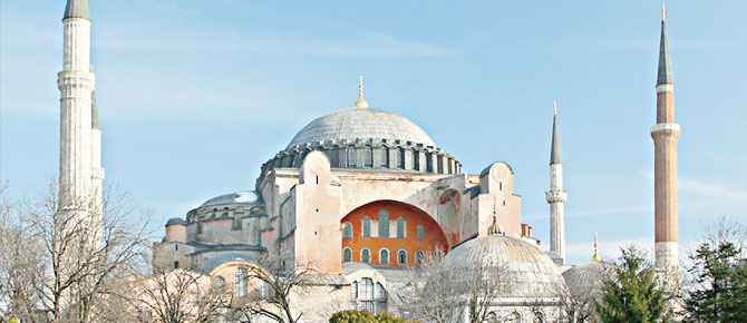 Vatandaşlar Ayasofya’da namaz kılmak istiyor