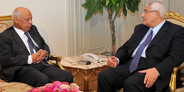 Cunta hükümeti istifa etti