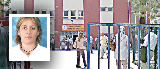 Başörtülülere laikçi zorbalık