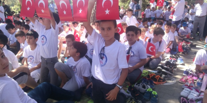 Kur’an-ı Kerim kursu öğrencileri şehitleri andı