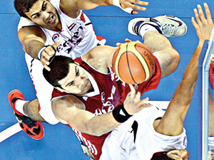 Milliler yarı finalist