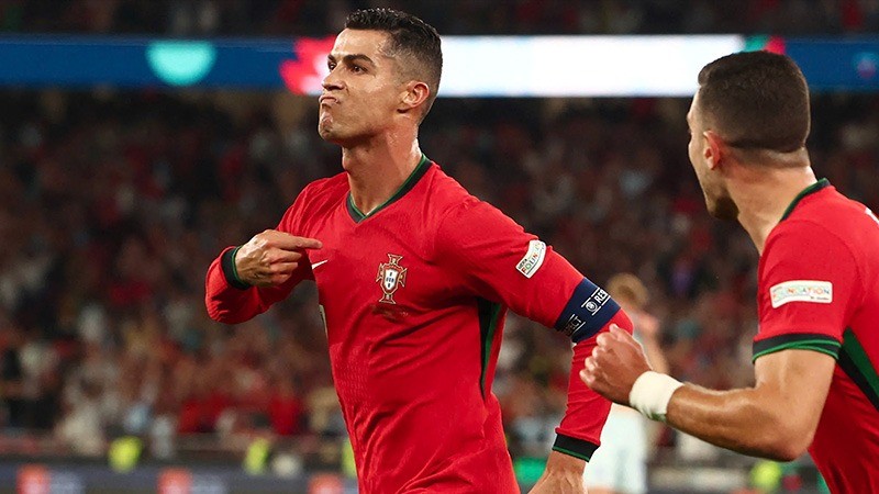 39’luk Ronaldo Portekiz’i sırtlamaya devam ediyor