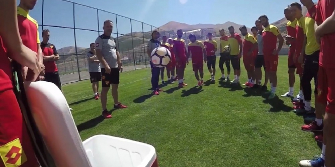 Göztepe’den 12 Dev Adam’a destek mesajı