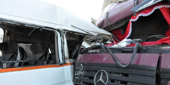 Kocaeli'de trafik kazası: 5 yaralı