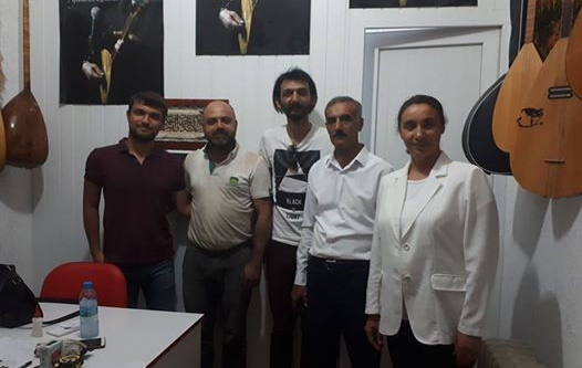 Kırşehir’de ‘Gençler Abdal Sazı’ yapımını öğreniyor