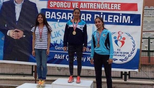 Osmangazili atletler başarıya doymuyor