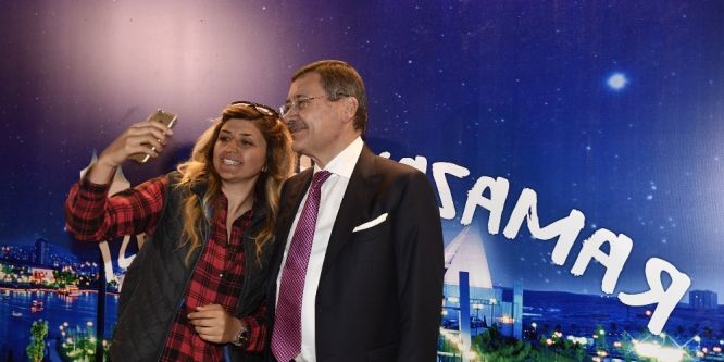 Başkan Gökçek Büyükşehir personeliyle iftarda buluştu