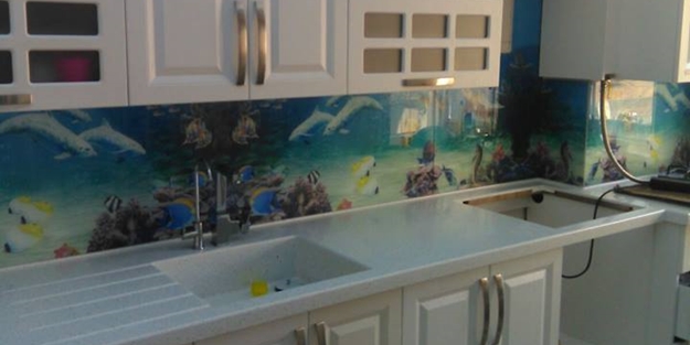 3D tezgah cam panellere yoğun ilgi