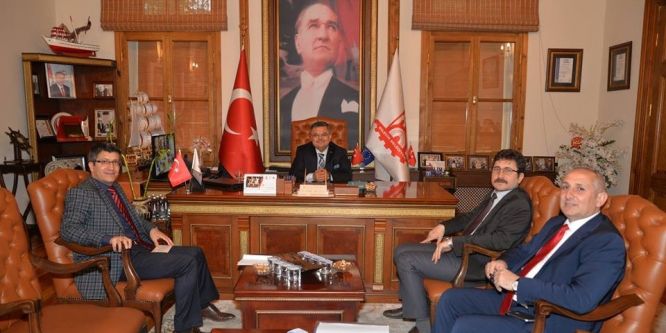 Rektör Taş’dan Başkan Yağcı’ya ziyaret