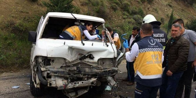 Seyir halindeyken kalbi duran sürücüyü 112 ekipleri kurtardı