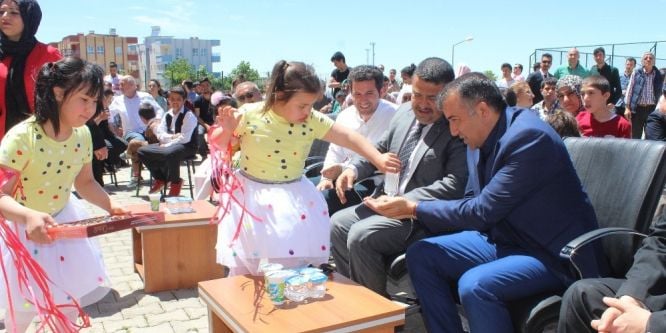 Engelli öğrencilerden Engelliler Haftası programı