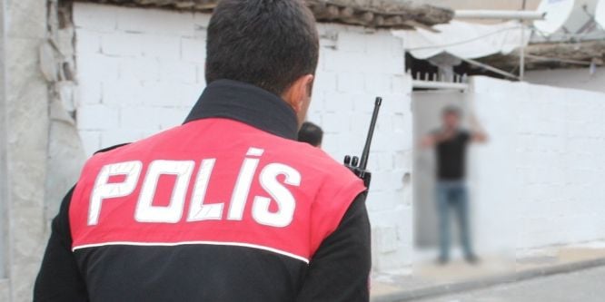 Ağabeyiyle kavga eden genç intihar etmek istedi