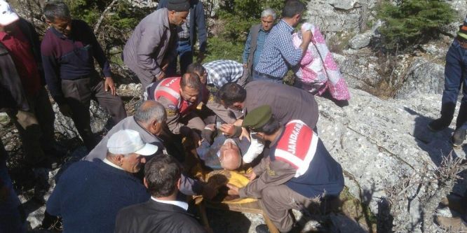 Dört gündür kayıp olan yaşlı adam kayalıklar arasında bulundu