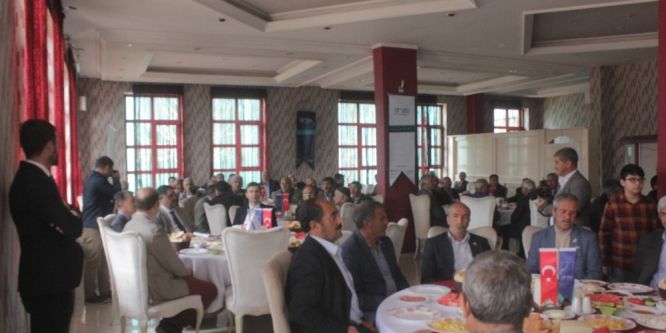 Araş Edaş Muhtarlarla bir araya geldi