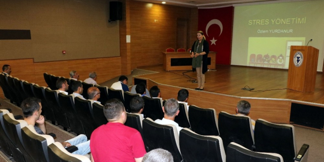 Yozgat’ta halk otobüsü şoförlerine stres eğitimi verildi