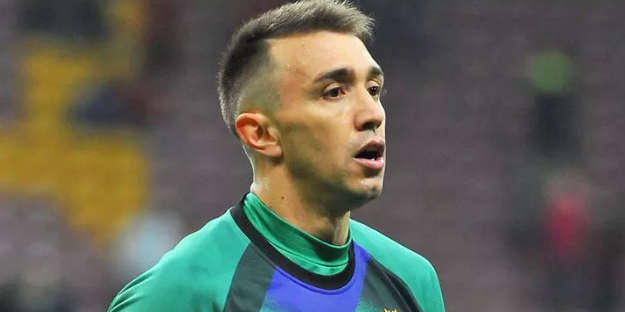 4 büyüklerin bu sezon en kötü kalecisi ama...