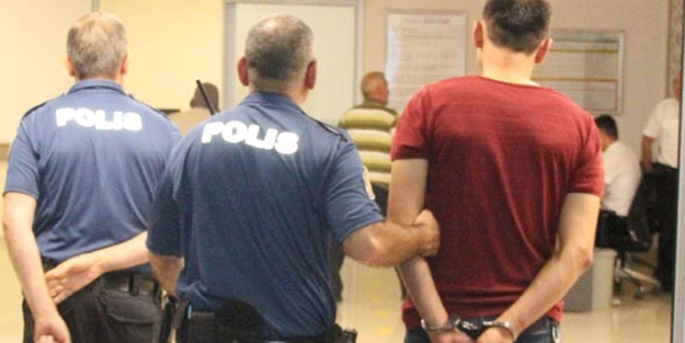 4 çocuğu cinnet getiren babalarından polis kurtardı!