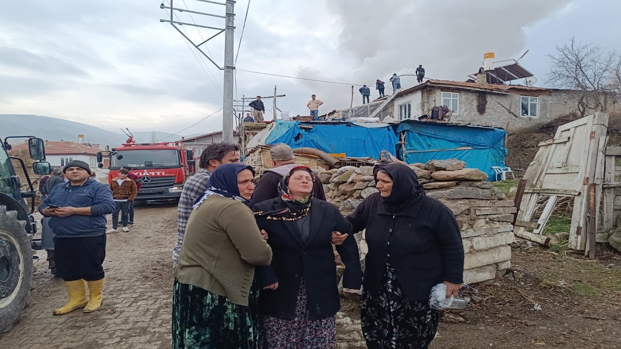 4 çocuklu ailenin evi yandı!